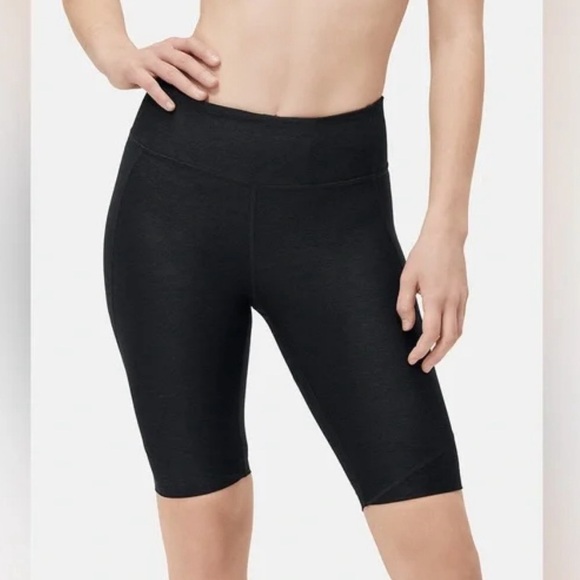 NWT Outdoor Voices Double Time 10" Bike Shorts- Charcoal- Women size XS - Picture 1 of 7